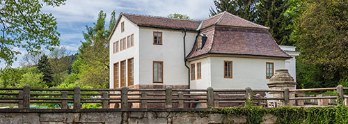 Wasserschloss Grosskochberg.jpg